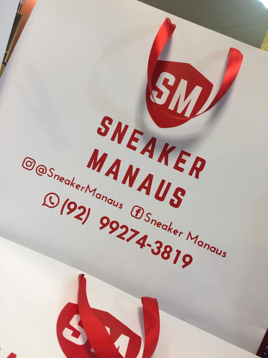 100 Sacolas de Papel 01 cor 25x32 x10 com fita de cetim