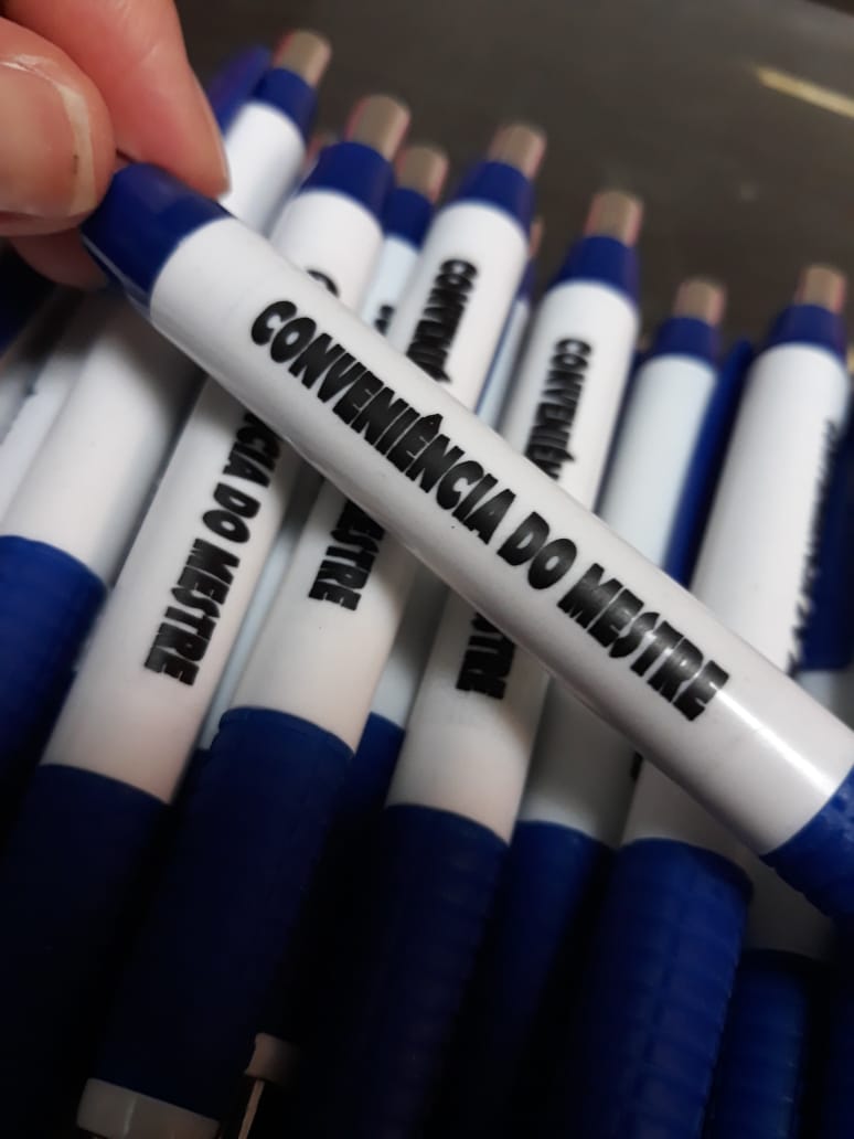 50 Canetas personalizadas - Branca com detalhes colorido